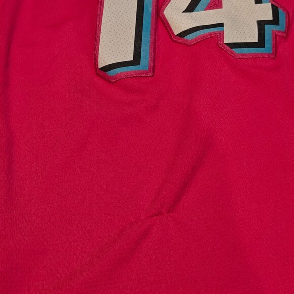 Nike Miami Heat Tyler Herro Vice City Edition Jersey NBA Swingman Pink Size 48 - Picture 15 of 15